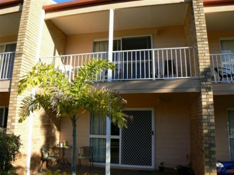 4/99 Cypress Torquay, Torquay QLD 4655