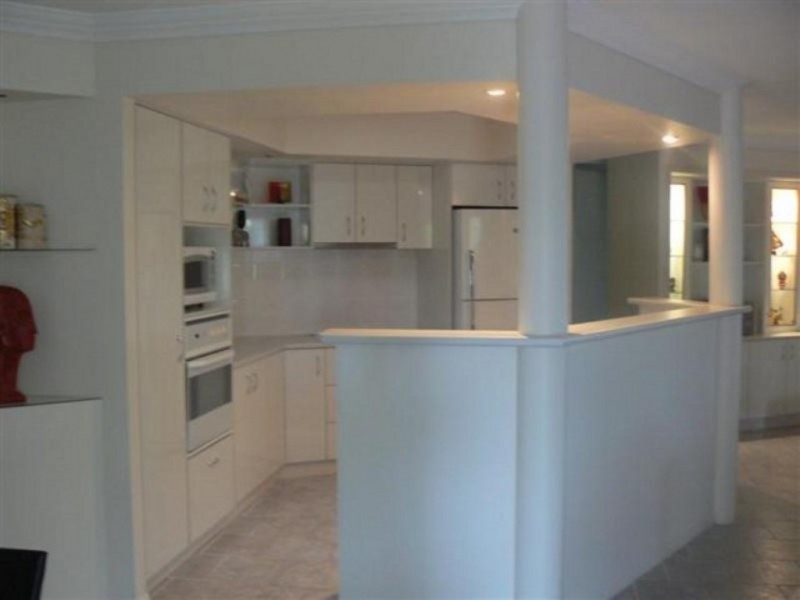 7 Boleyn Place, Torquay QLD 4655