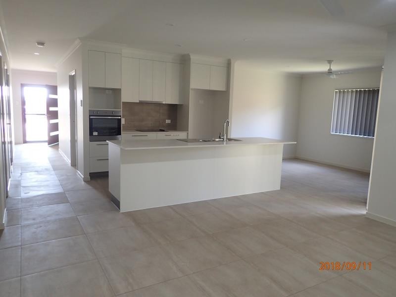 5 Rossington Drive, URRAWEEN, Urraween QLD 4655