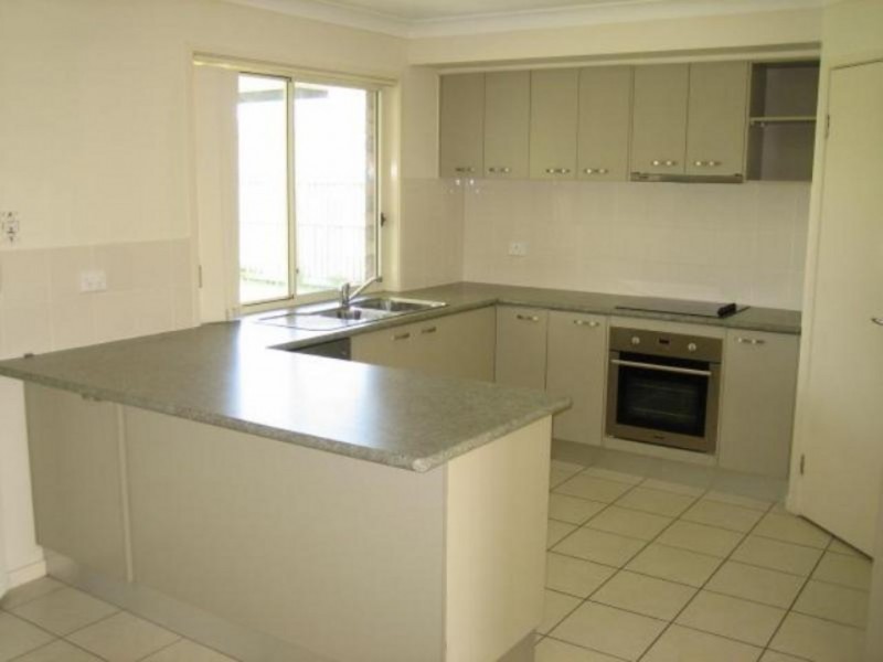 61 Bunya Court, Eli Waters QLD 4655