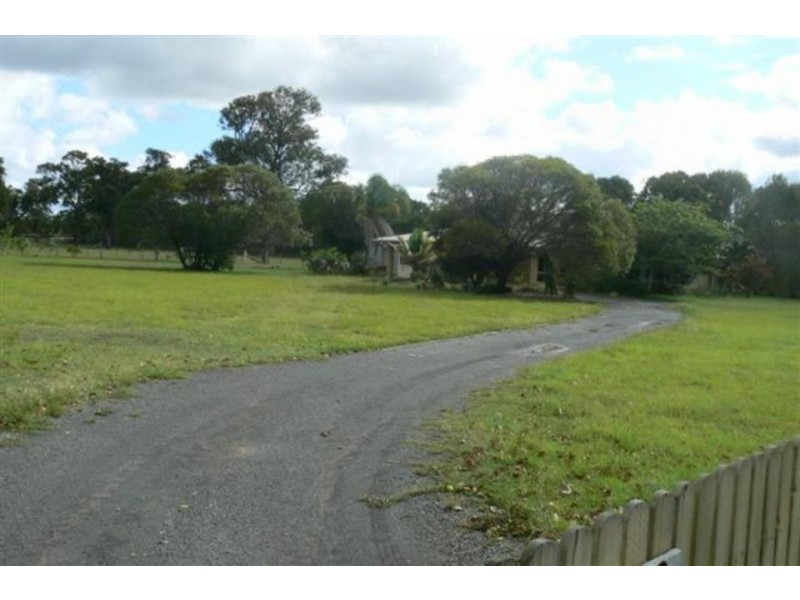 26 Island View, Urangan QLD 4655