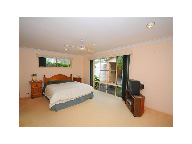 57 Barranjoey Dr, Sunshine Acres QLD 4655