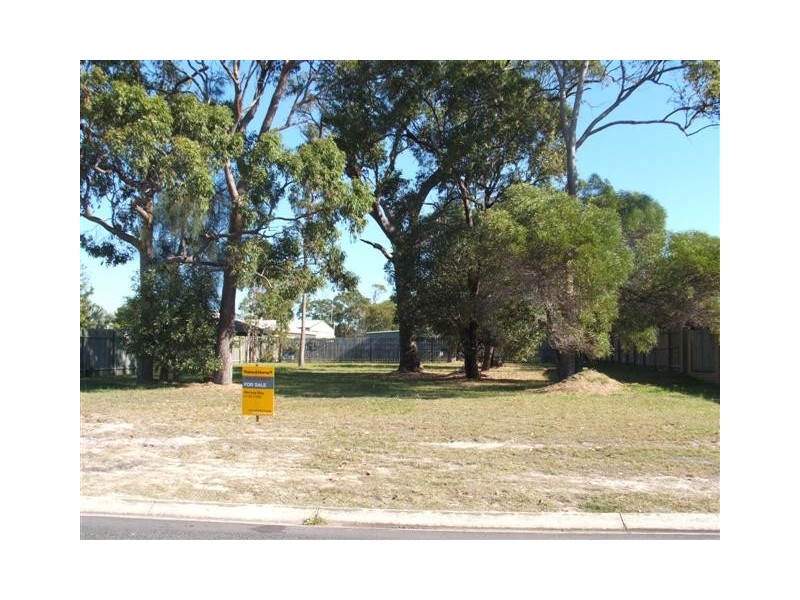 181 Pulgul Street, Urangan QLD 4655