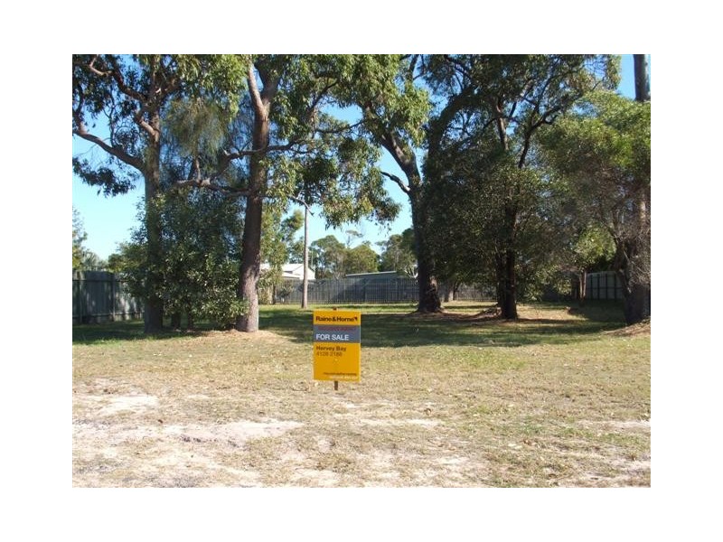 181 Pulgul Street, Urangan QLD 4655
