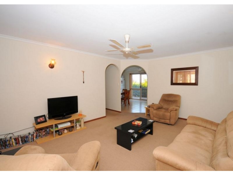 44 Haydn Drive, Kawungan QLD 4655 Floorplan
