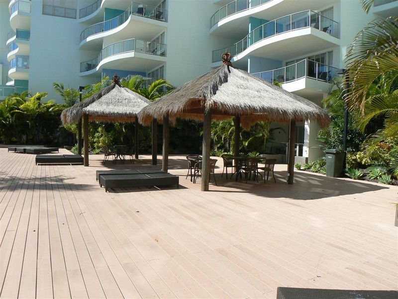 Unit 101/569 Esplanade, Urangan QLD 4655