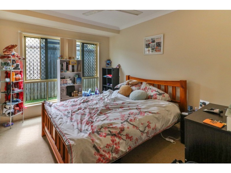 27 Gundesen Drive, Urraween QLD 4655