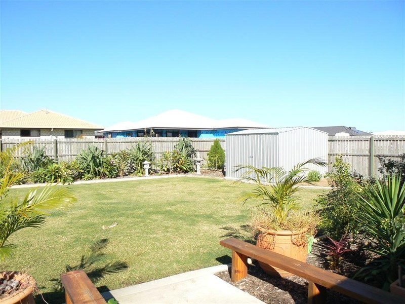 31 Pembridge Circuit, Urraween QLD 4655