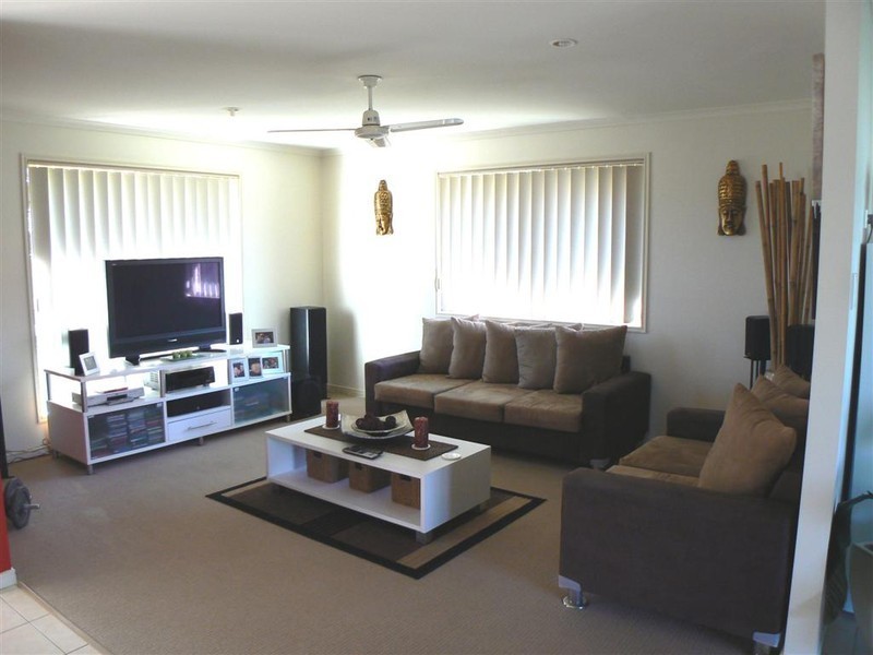 31 Pembridge Circuit, Urraween QLD 4655