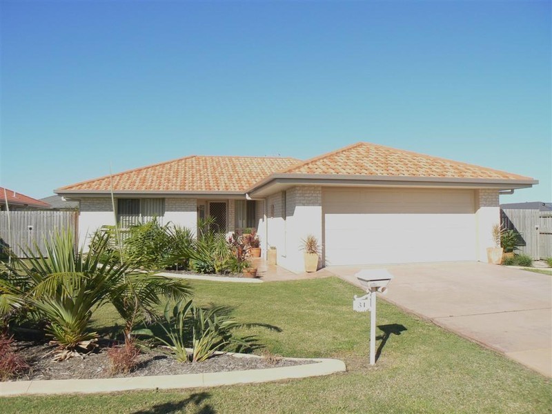 31 Pembridge Circuit, Urraween QLD 4655