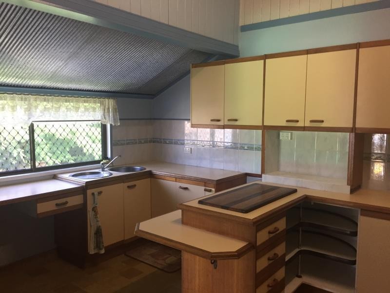 17 Charles Street, Pialba QLD 4655