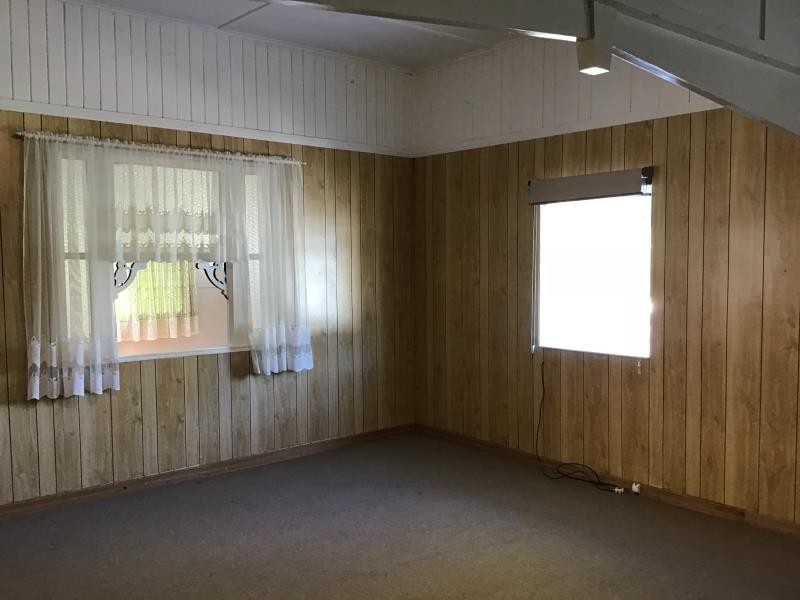 17 Charles Street, Pialba QLD 4655