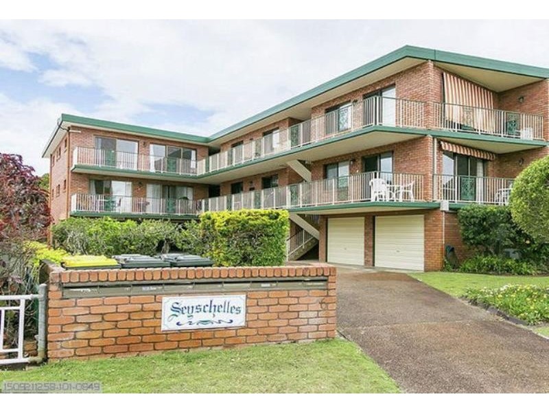 Unit 4/5-6 Ann Street, Torquay QLD 4655