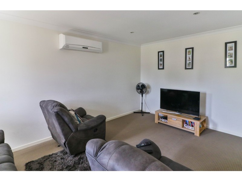 14 Morgan Circuit, Urraween QLD 4655