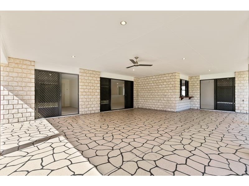 27 Oeanview Street, POINT VERNON, Point Vernon QLD 4655