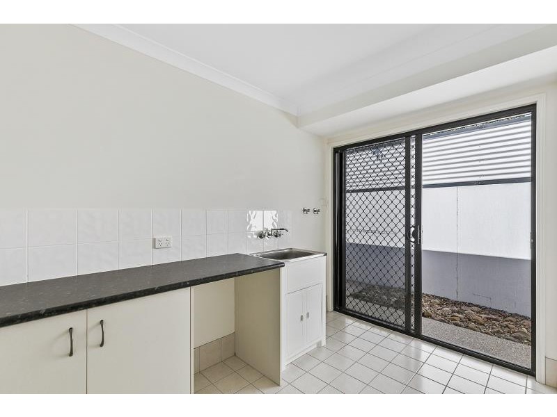 27 Oeanview Street, POINT VERNON, Point Vernon QLD 4655