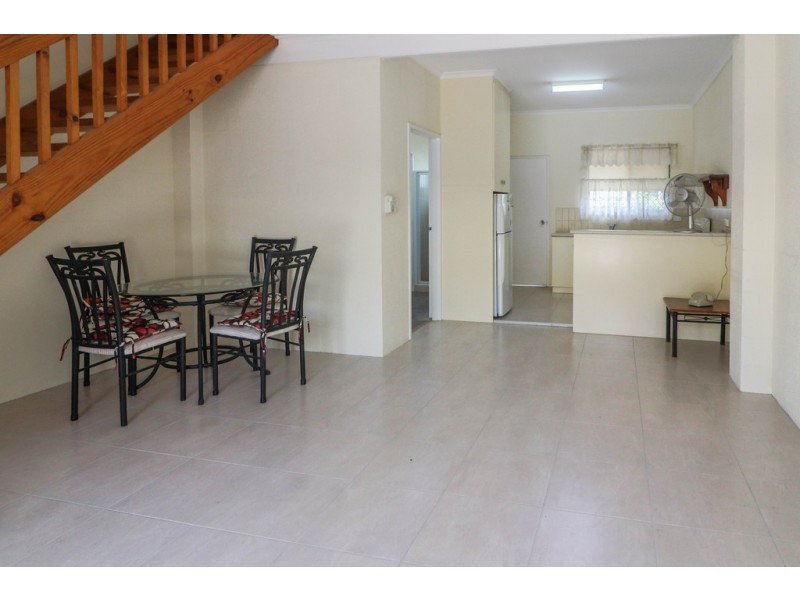 3/445 Esplanade, Torquay QLD 4655