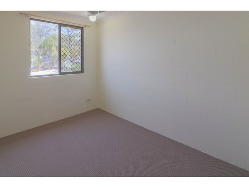 3/445 Esplanade, Torquay QLD 4655