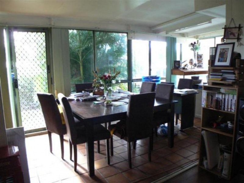 16 Hansen Street, Urangan, Urangan QLD 4655