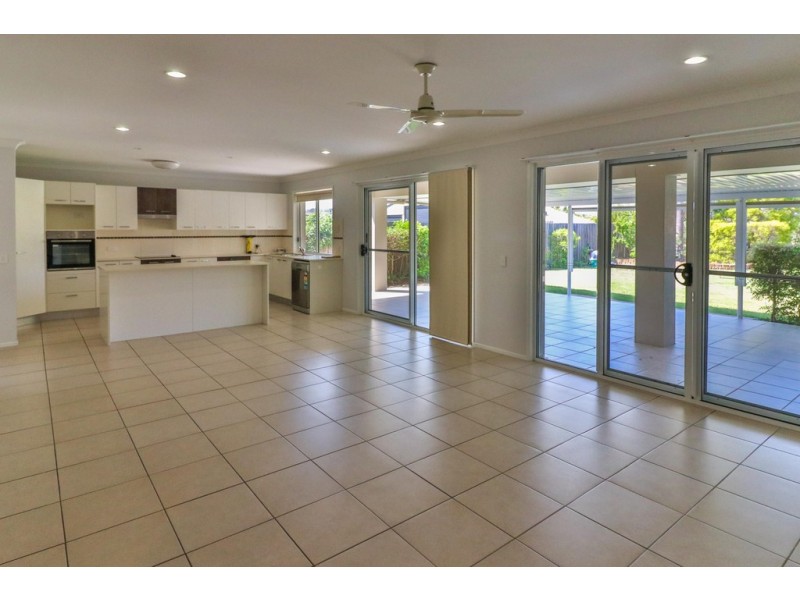 54 Endeavour Way, Eli Waters QLD 4655