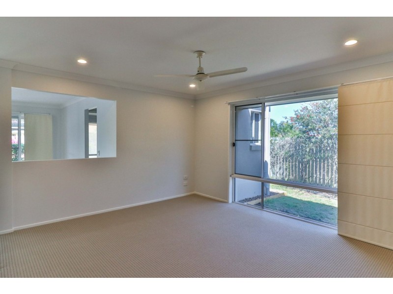 54 Endeavour Way, Eli Waters QLD 4655