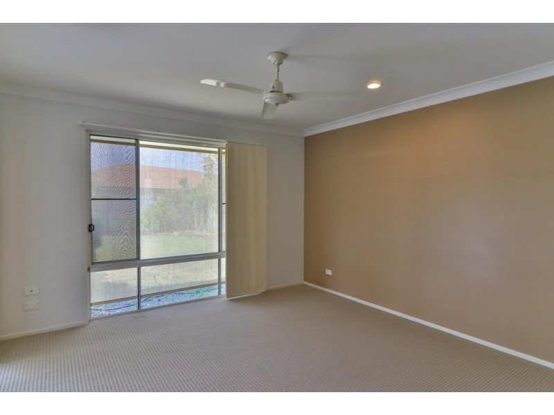 54 Endeavour Way, Eli Waters QLD 4655