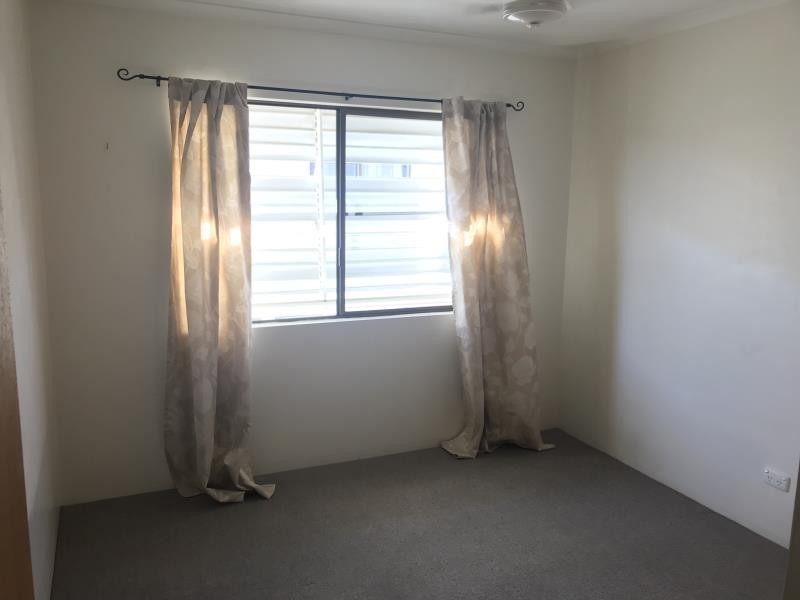 9/10 McKean Road, Scarness QLD 4655