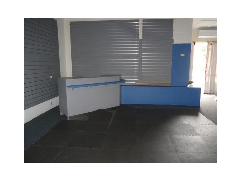 2 Coral Street, Urangan QLD 4655