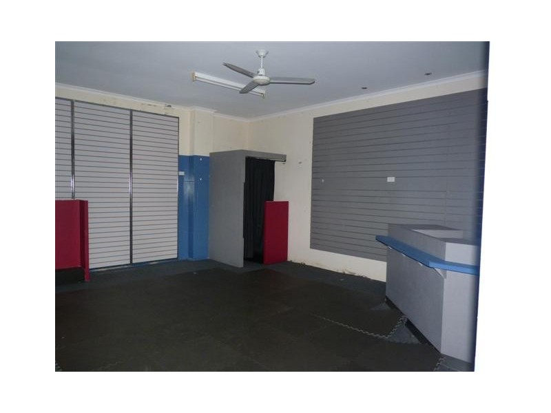 2 Coral Street, Urangan QLD 4655