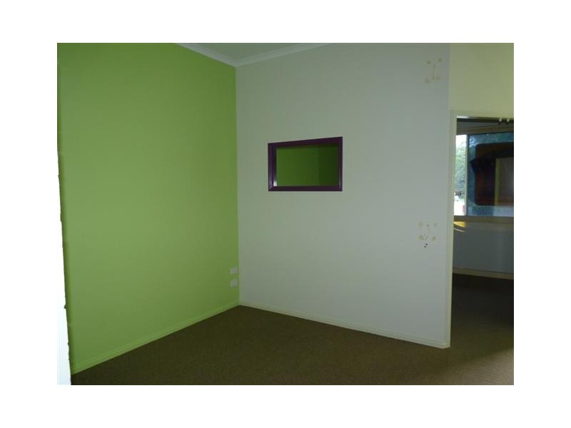 2 Coral Street, Urangan QLD 4655