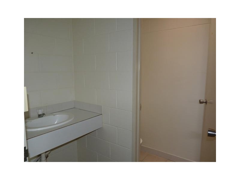 2 Coral Street, Urangan QLD 4655