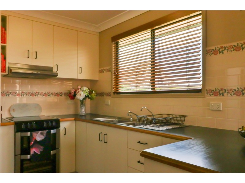 140 Bideford Street, Torquay QLD 4655