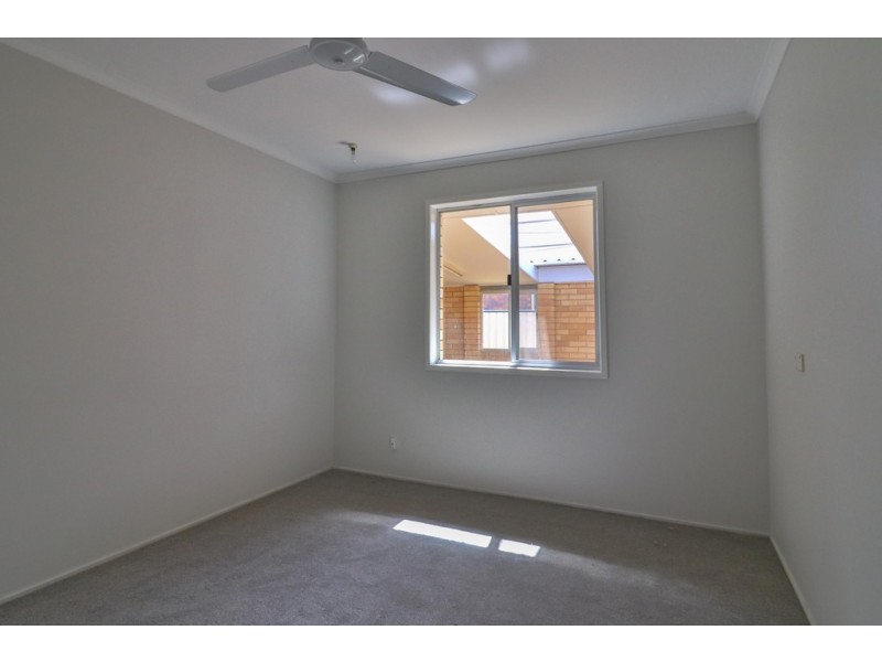 16 Johnston Boulevard, Urraween QLD 4655