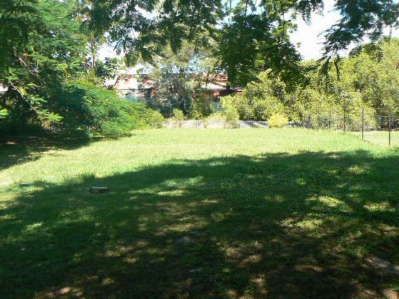 8 Stephenson, Scarness QLD 4655