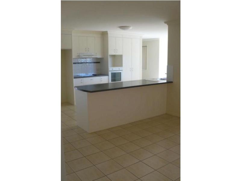 12 Westminster Court, Kawungan QLD 4655