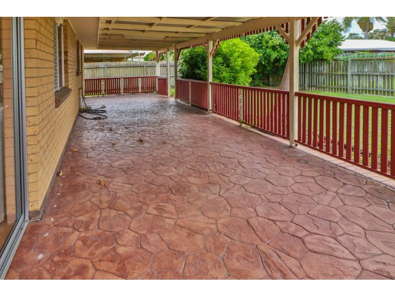 34 South Street, Urangan QLD 4655