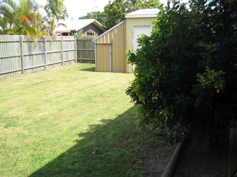 34 South Street, Urangan QLD 4655