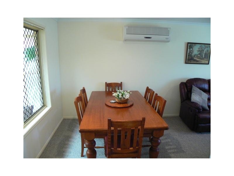 17 Mcliver St, Kawungan QLD 4655