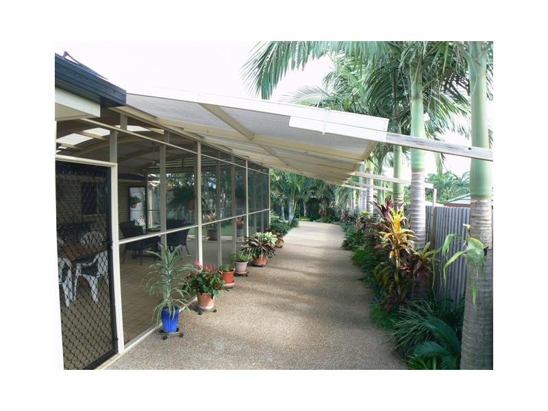 17 Mcliver St, Kawungan QLD 4655