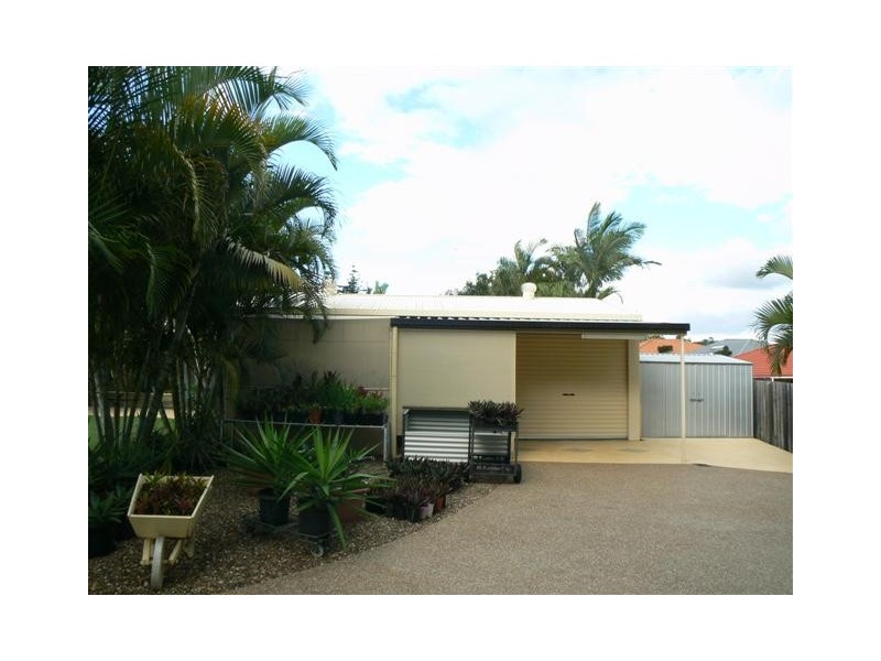17 Mcliver St, Kawungan QLD 4655