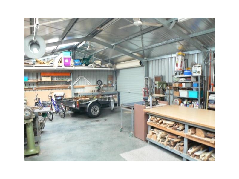 17 Mcliver St, Kawungan QLD 4655