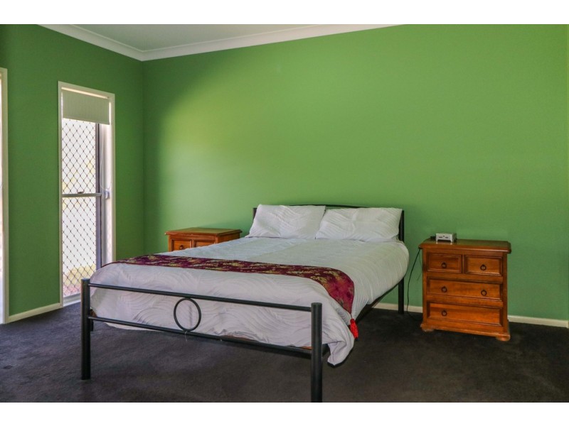 16 Kingsbarn Drive, Wondunna QLD 4655