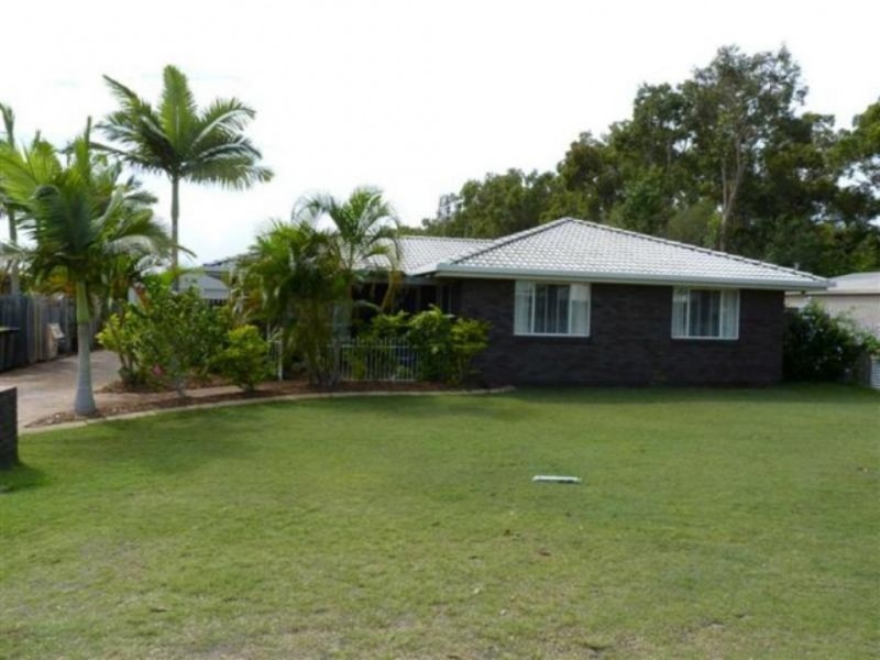 102 Honiton Street, Torquay QLD 4655