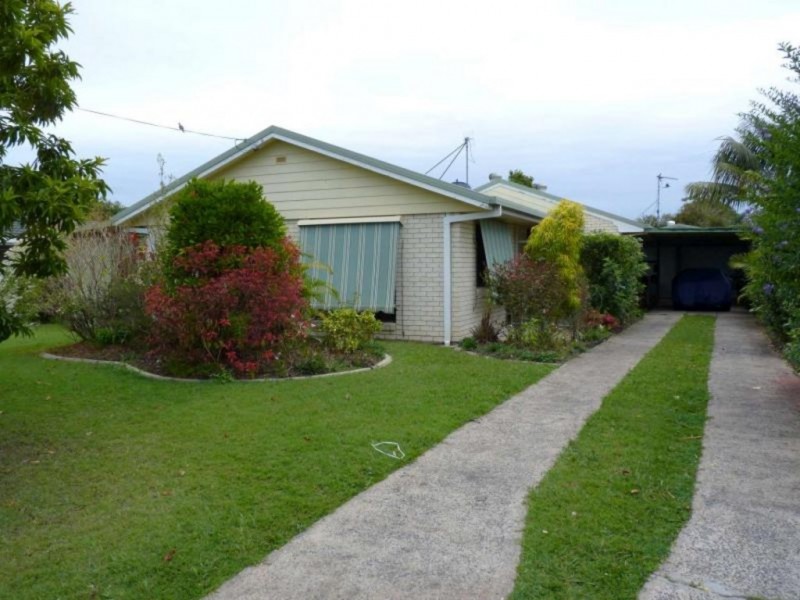 7 Melong Street, Scarness QLD 4655