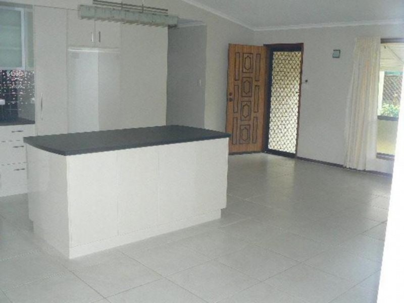 7 Melong Street, Scarness QLD 4655