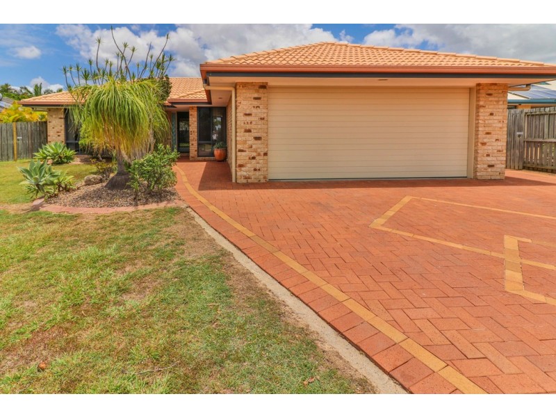 8 Gallery Court, Kawungan QLD 4655