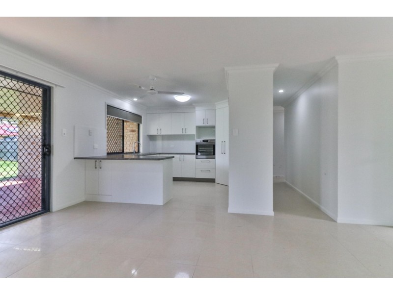 8 Gallery Court, Kawungan QLD 4655