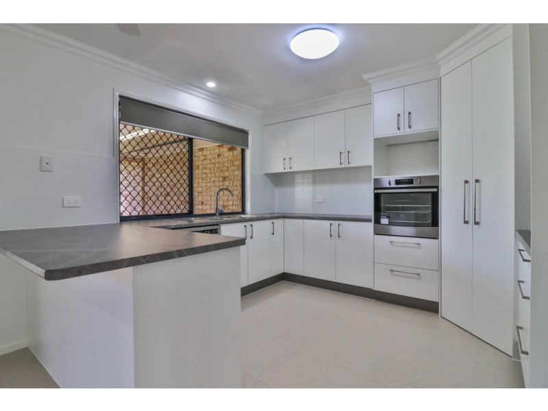 8 Gallery Court, Kawungan QLD 4655