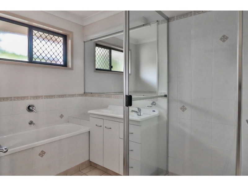 2 Parisi Court, Urraween QLD 4655