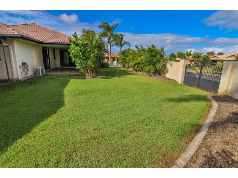 2 Parisi Court, Urraween QLD 4655